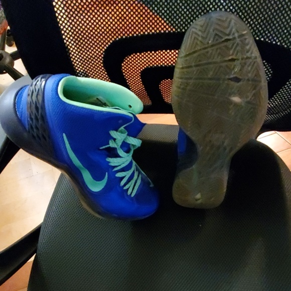 sneakers - Picture 2 of 4